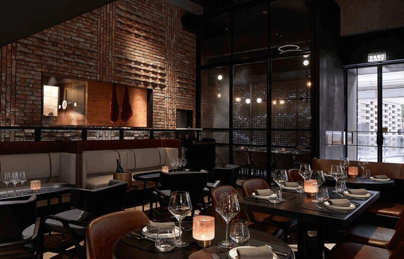 伏尔加西餐厅店铺装修设计